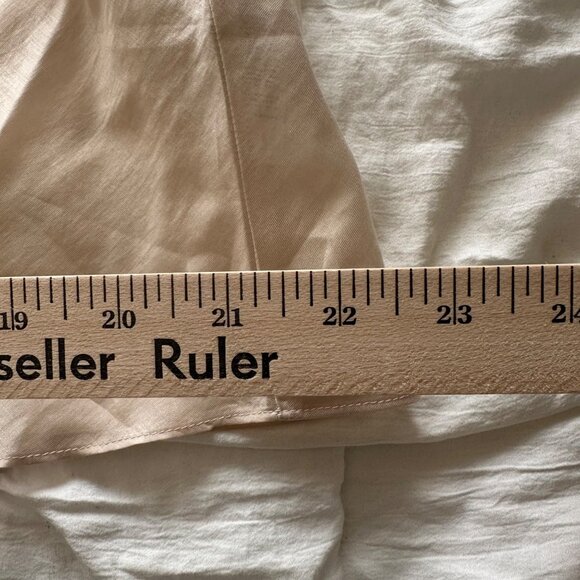 Banana Republic Womens Oyster Pearl Ruffle Neck Sheer Blouse SZ M Fairy Whimsy - Picture 6 of 9